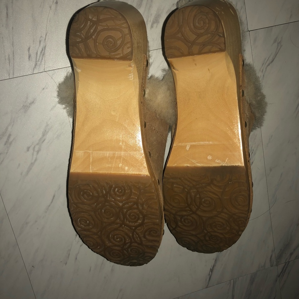 ugg open back clogs - Picture 4 of 5